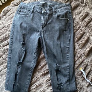 MIDRISE Rockstar size 12 standard black distressed jegging OLD NAVY!